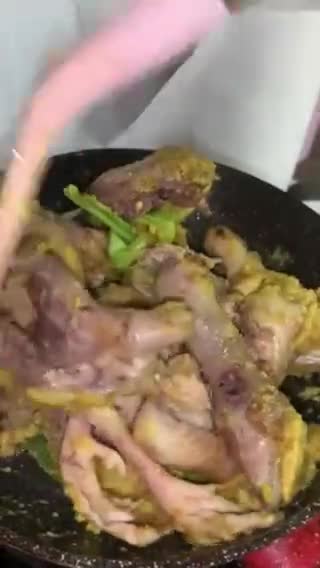Foto langkah ke 4 dari resep Opor Ayam telur.