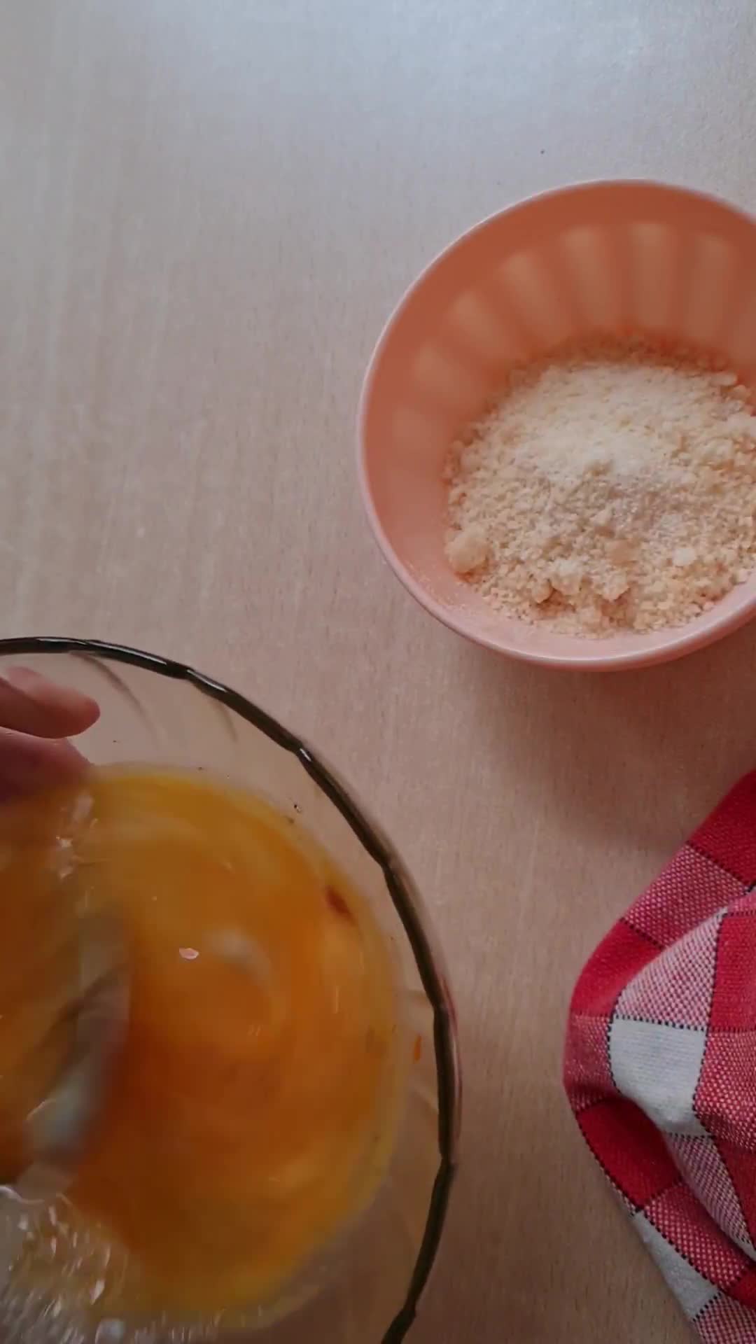 Foto del paso 2 de la receta: Tortilla de calabacín o zuchini 🥚 Frittata di zucchine 🇮🇹
