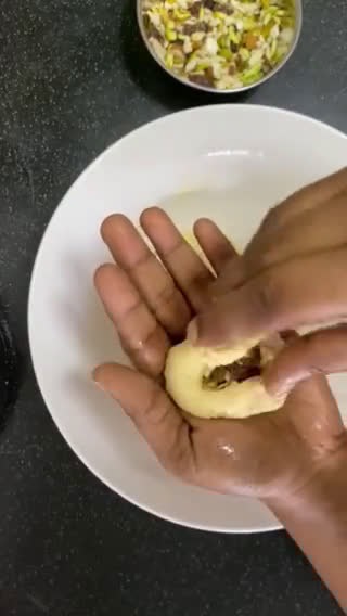 Makkan Peda ரெசிபி ஸ்டேப் 3 புகைப்படம்