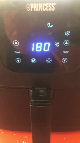 Foto del paso 3 de la receta: Calabacín y gulas en airfryer