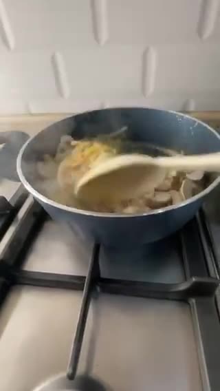 صورة لخطوة 4 من وصفة فطيرة السبانخ والمشروم