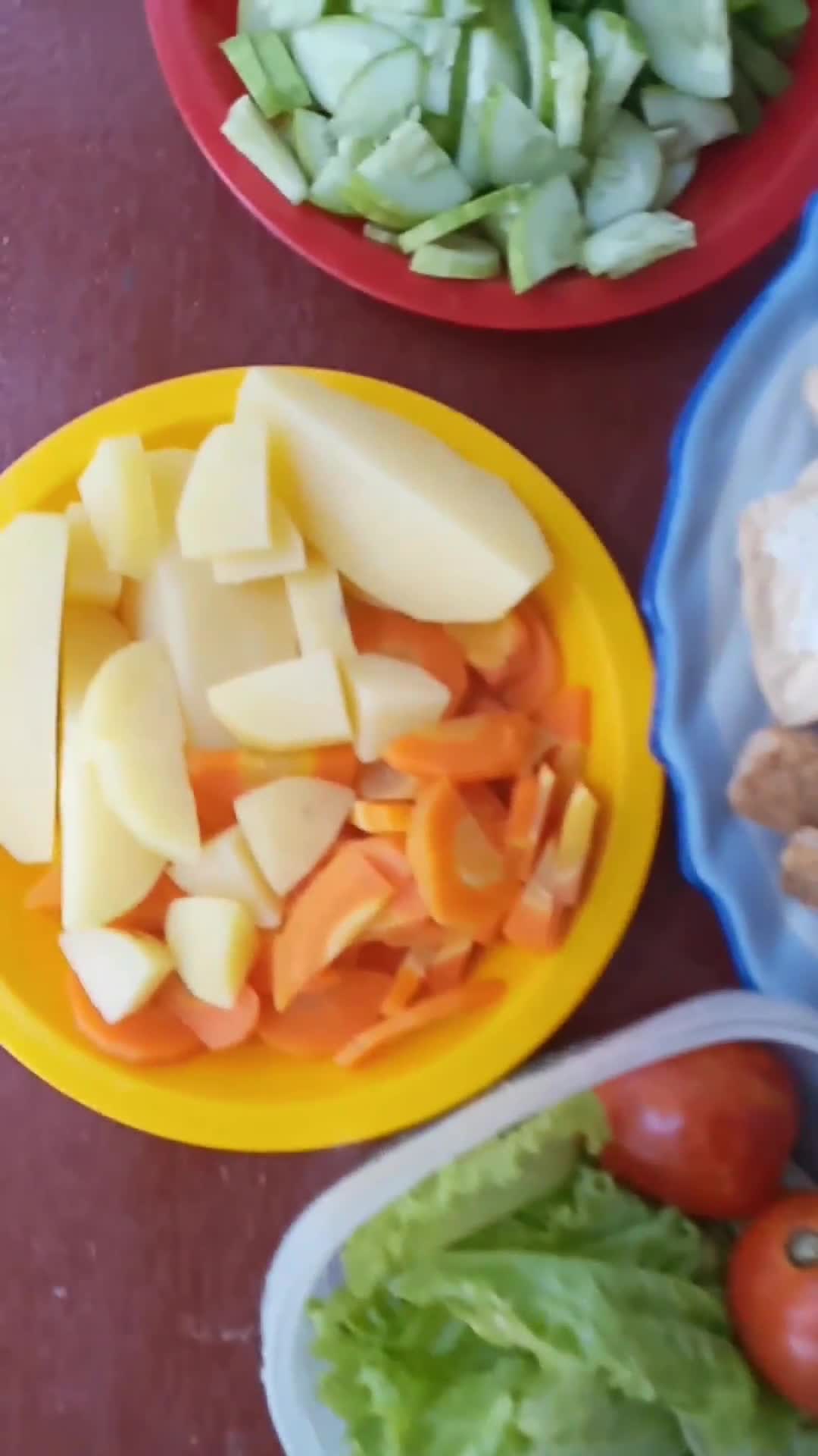Foto langkah ke 1 dari resep Gado-Gado Indonesia.