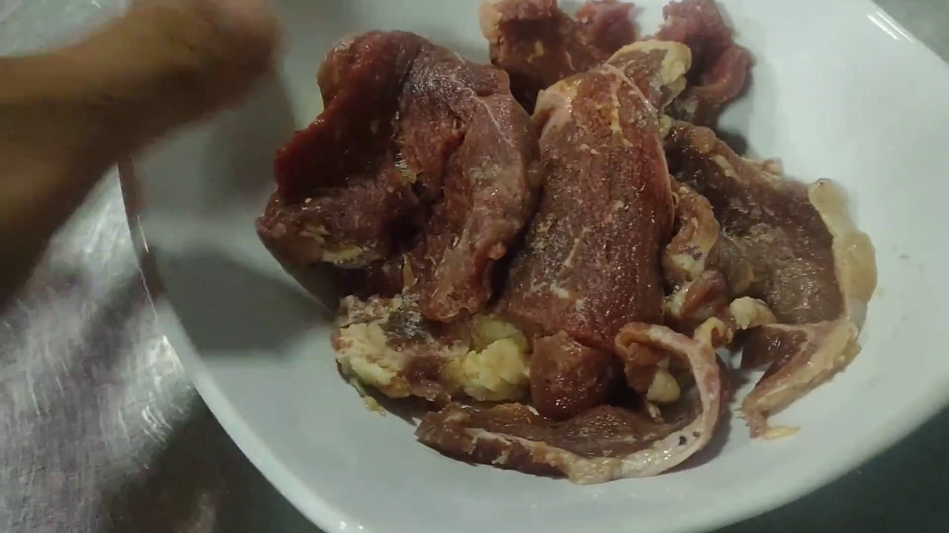 Foto langkah ke 2 dari resep Resep Tumis Bunga Kol Wortel Daging Sapi Iris Saus Tiram.