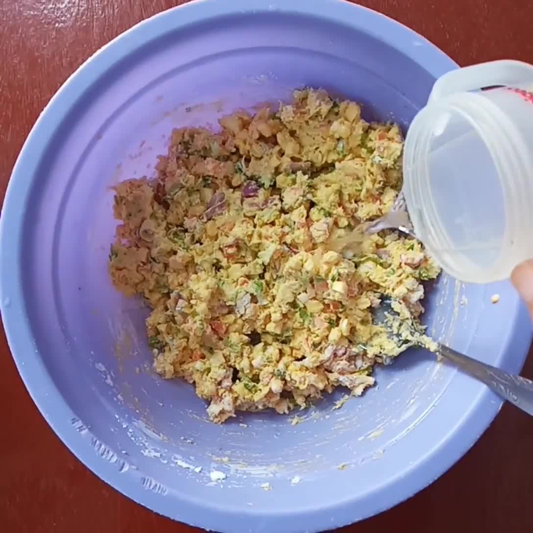 Foto langkah ke 3 dari resep Bakwan Jagung Wortel.