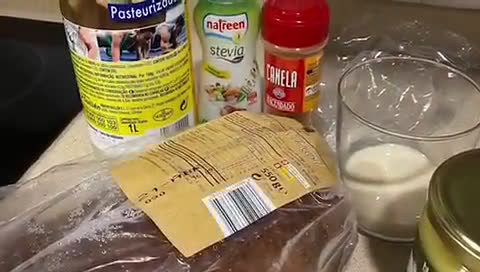 Foto del paso 1 de la receta: Tostadas francesas, desayuno saludable