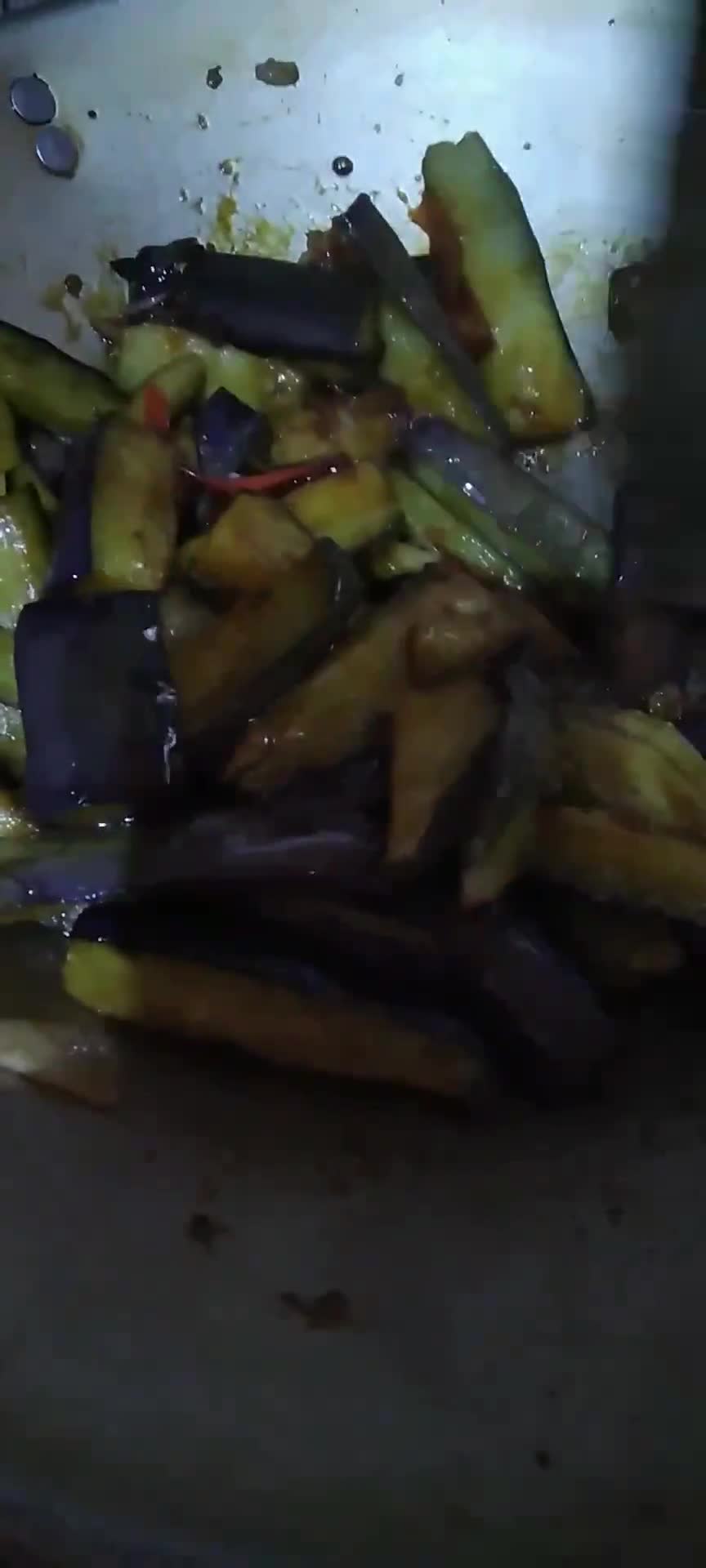 Foto langkah ke 3 dari resep Tumis Terong Kecap Saus Tiram.