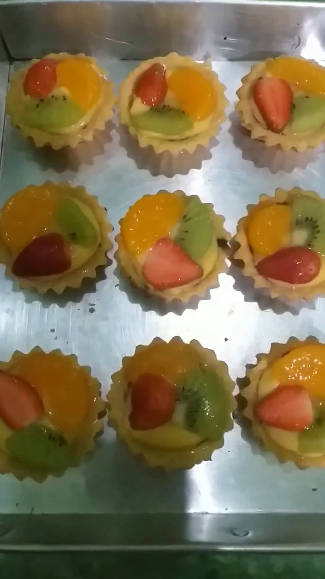 Foto langkah ke 5 dari resep Pie Buah Eggless (Tanpa Telur).