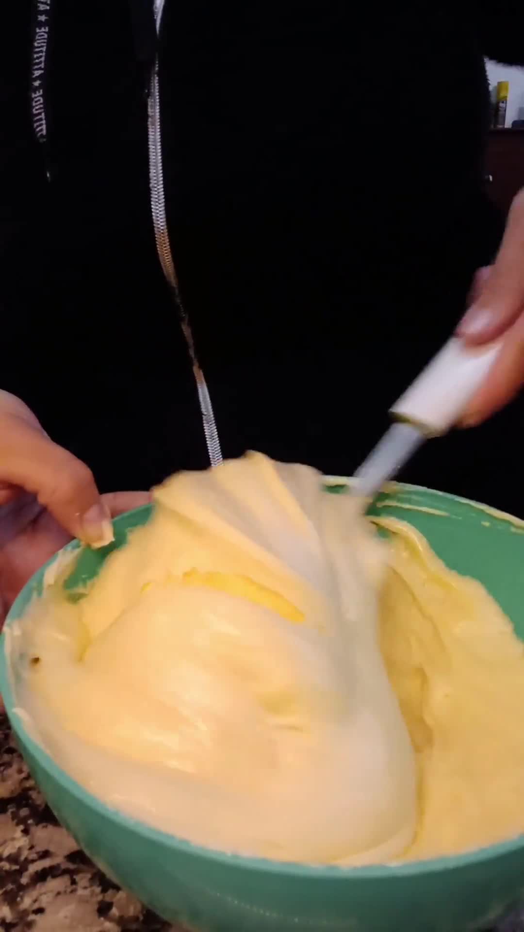 Foto del paso 3 de la receta: Bizcochuelo ESPONJOSO👩‍🍳🎂