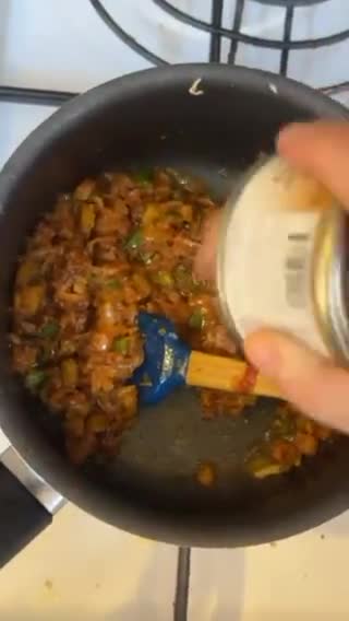 صورة لخطوة 3 من وصفة صينية المكرونه بالتونه والبشاميل الكذاب🍝😋!