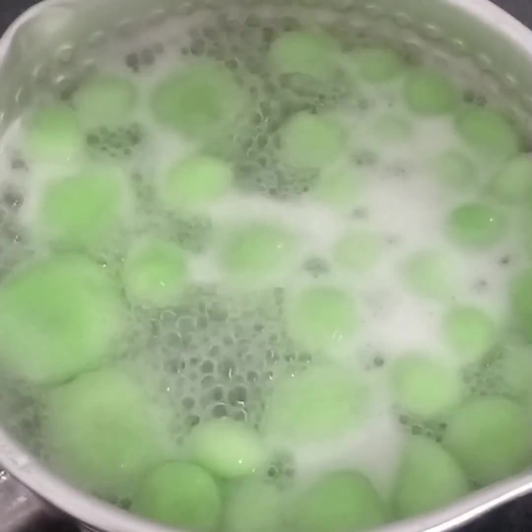 Foto langkah ke 3 dari resep Wedang Ronde (Pakai Ting-ting Kacang).