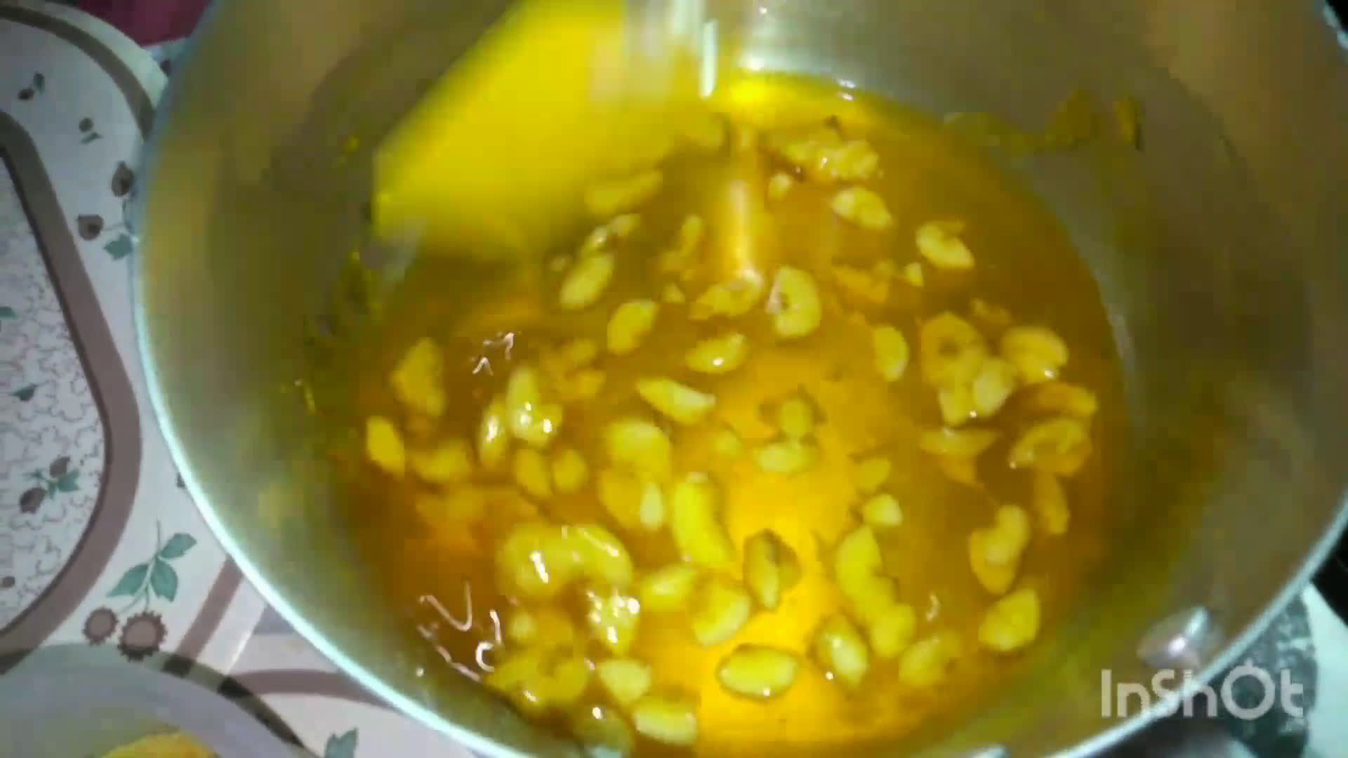 A picture of step 6 of Banana Cream Delight.