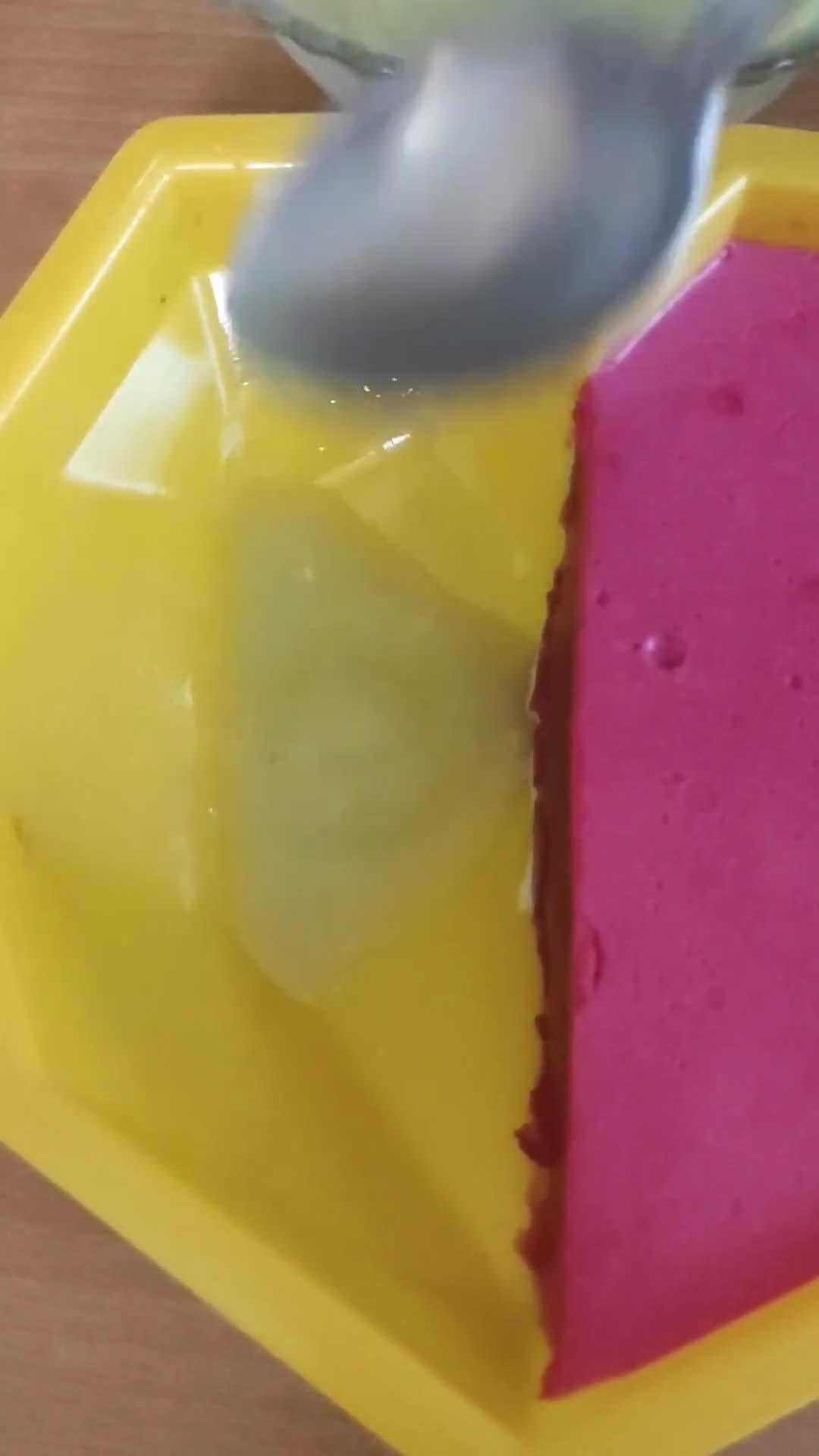 عکس مرحله 2 از دستور ژله بستنی سه بعدی