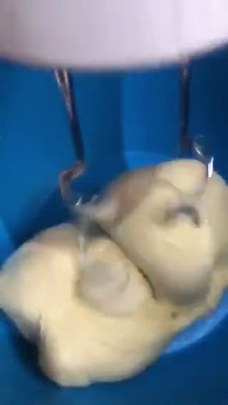 Foto langkah ke 2 dari resep Roti Sobek Kilat Pandan.