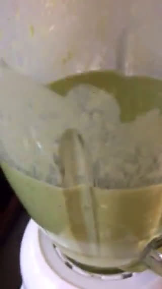 Foto del paso 3 de la receta: Tortitas de papa con crema de brócoli 🥦