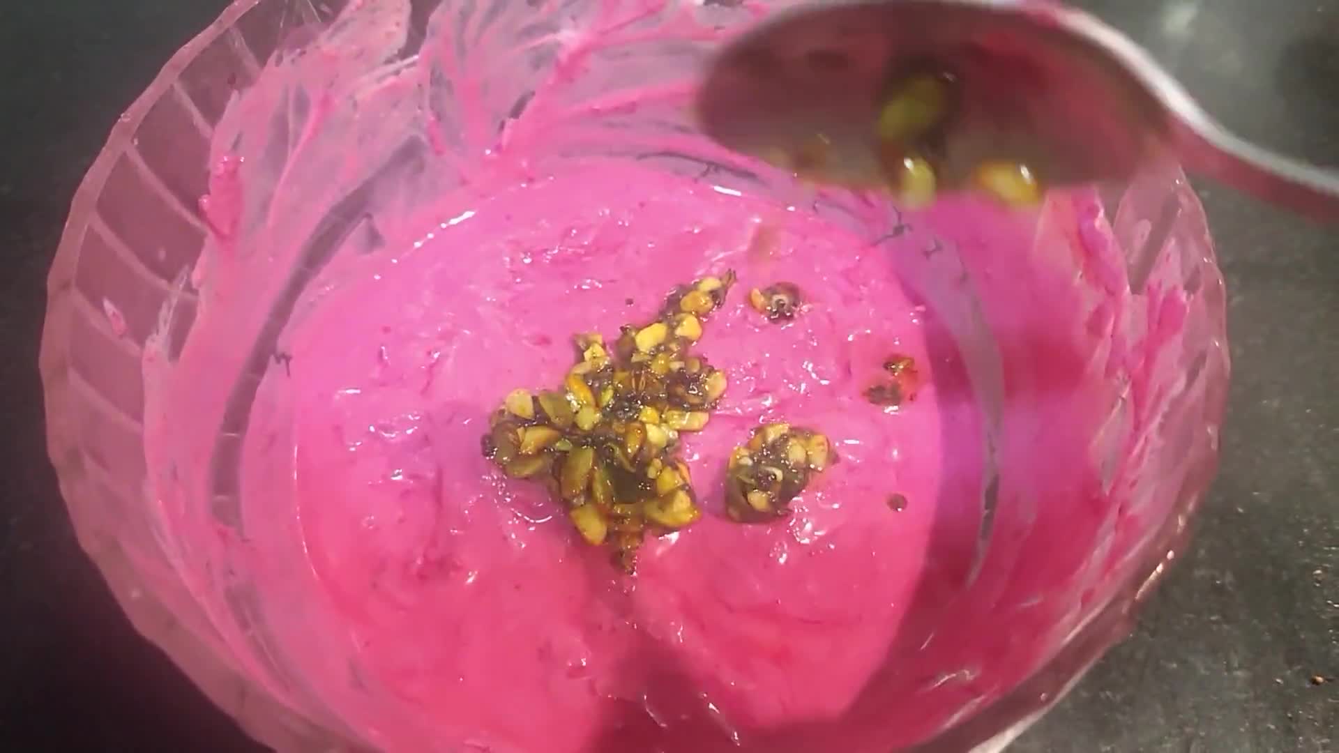 A picture of step 2 of Beetroot Raita.