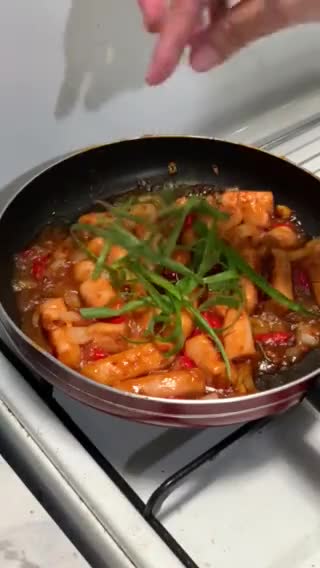 Foto langkah ke 6 dari resep Sosis saus asam manis.