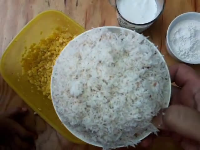 Foto langkah ke 3 dari resep Lepet Jagung Manis.