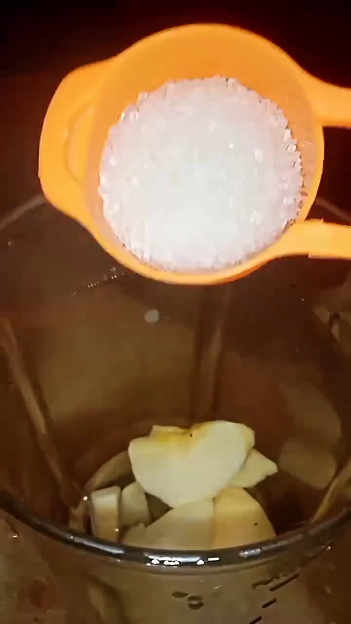 A picture of step 1 of Apple juice.