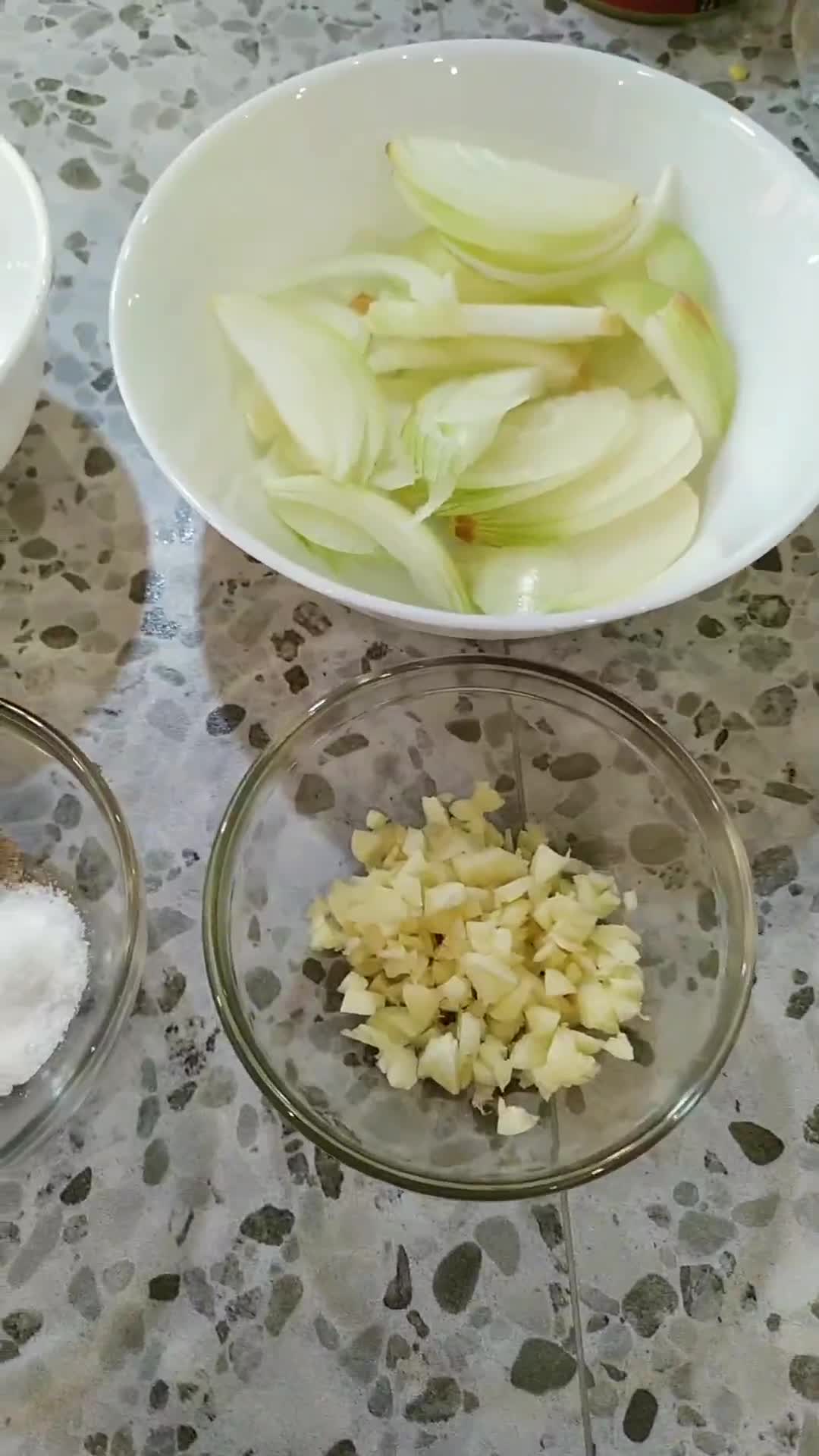 Foto langkah ke 1 dari resep Bola-Bola Makaroni Keju.