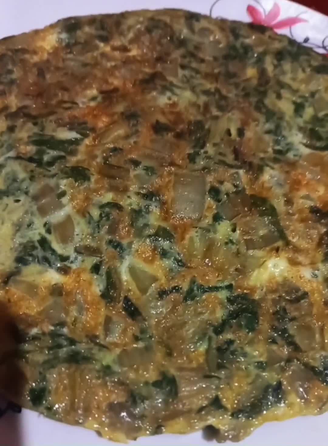 Foto del paso 3 de la receta: Tortilla de Acelga🥬 Y Huevo🥚