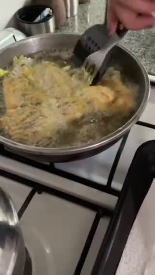Foto del paso 3 de la receta: Filet de merluza a la Romana