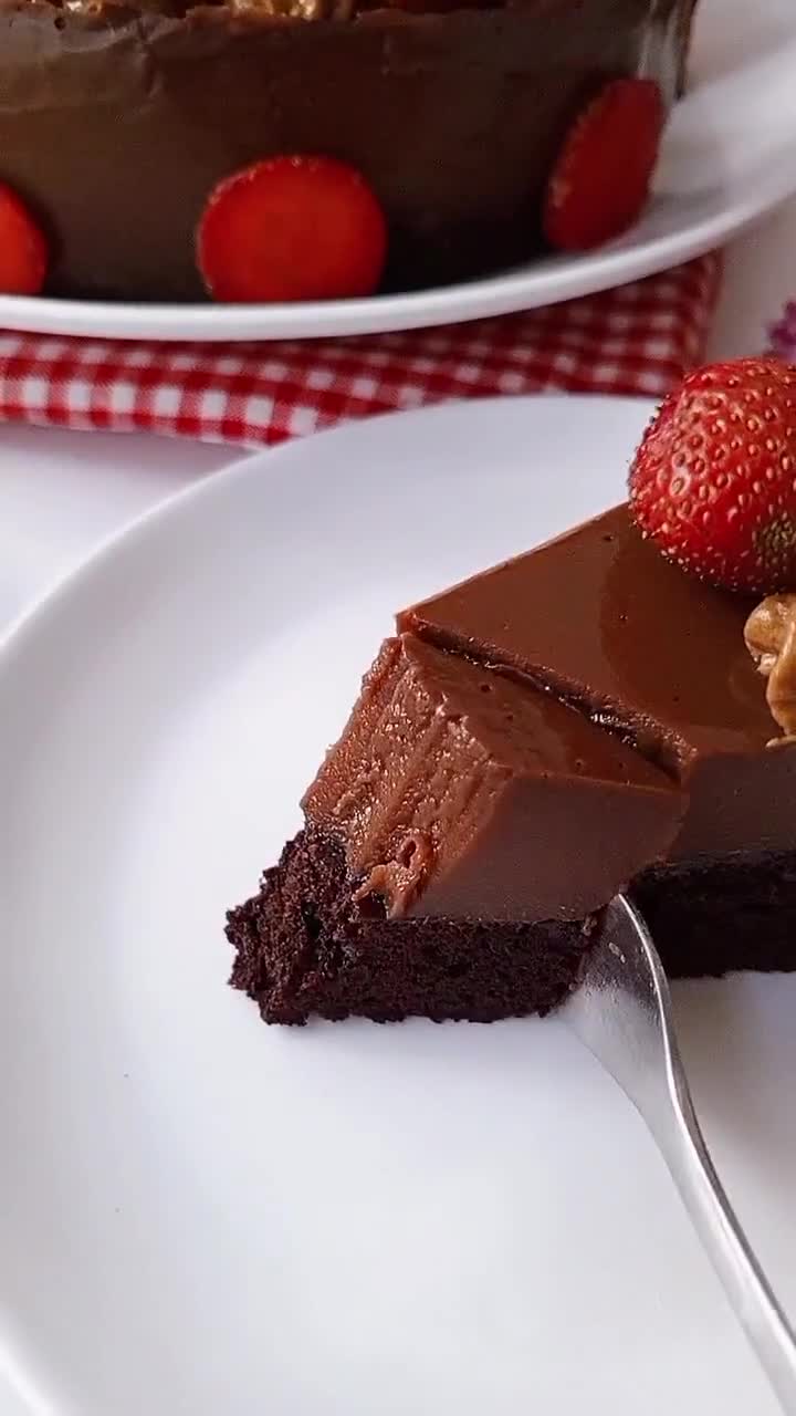 Foto langkah ke 8 dari resep Chocolate Pudding Cake.