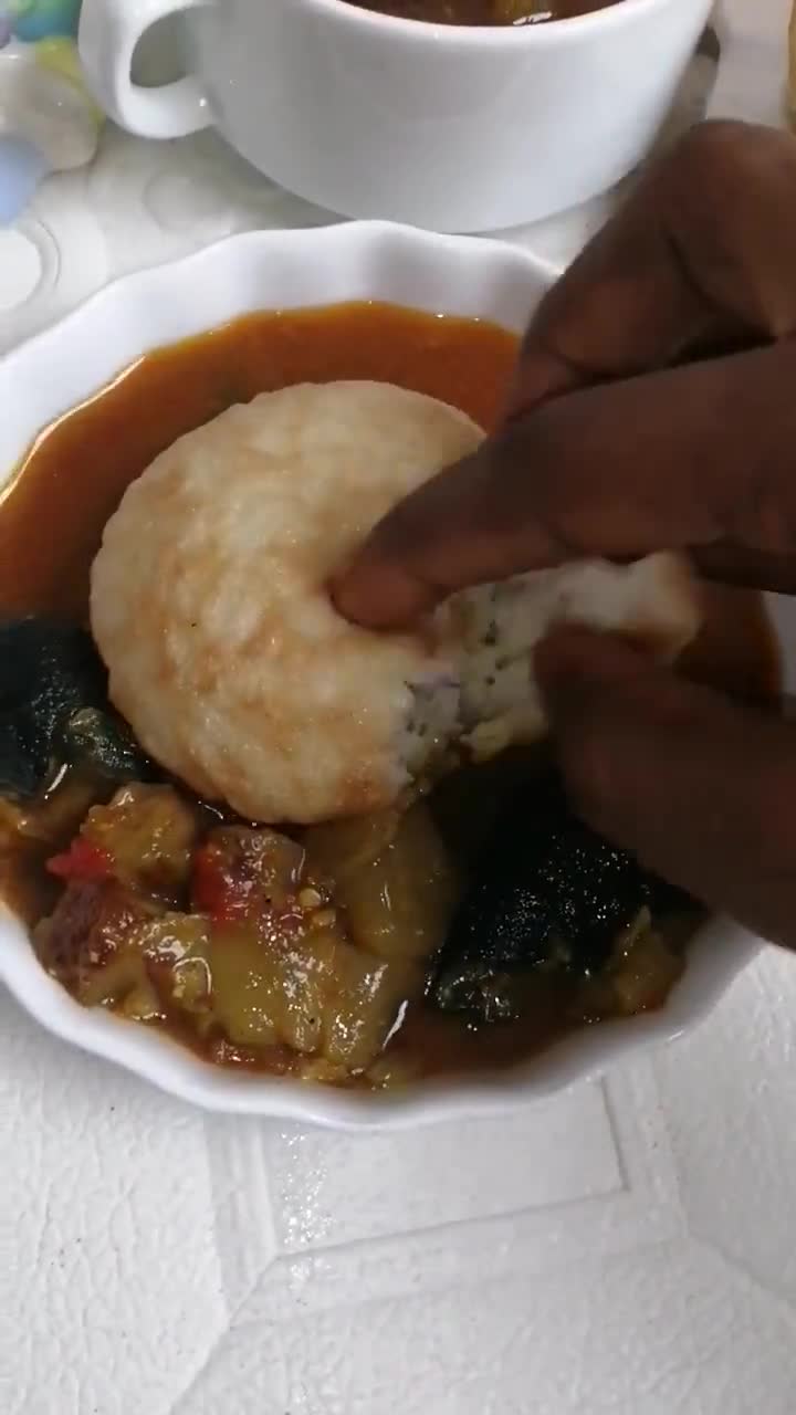 Waina (masa)matakin girki3 hoto