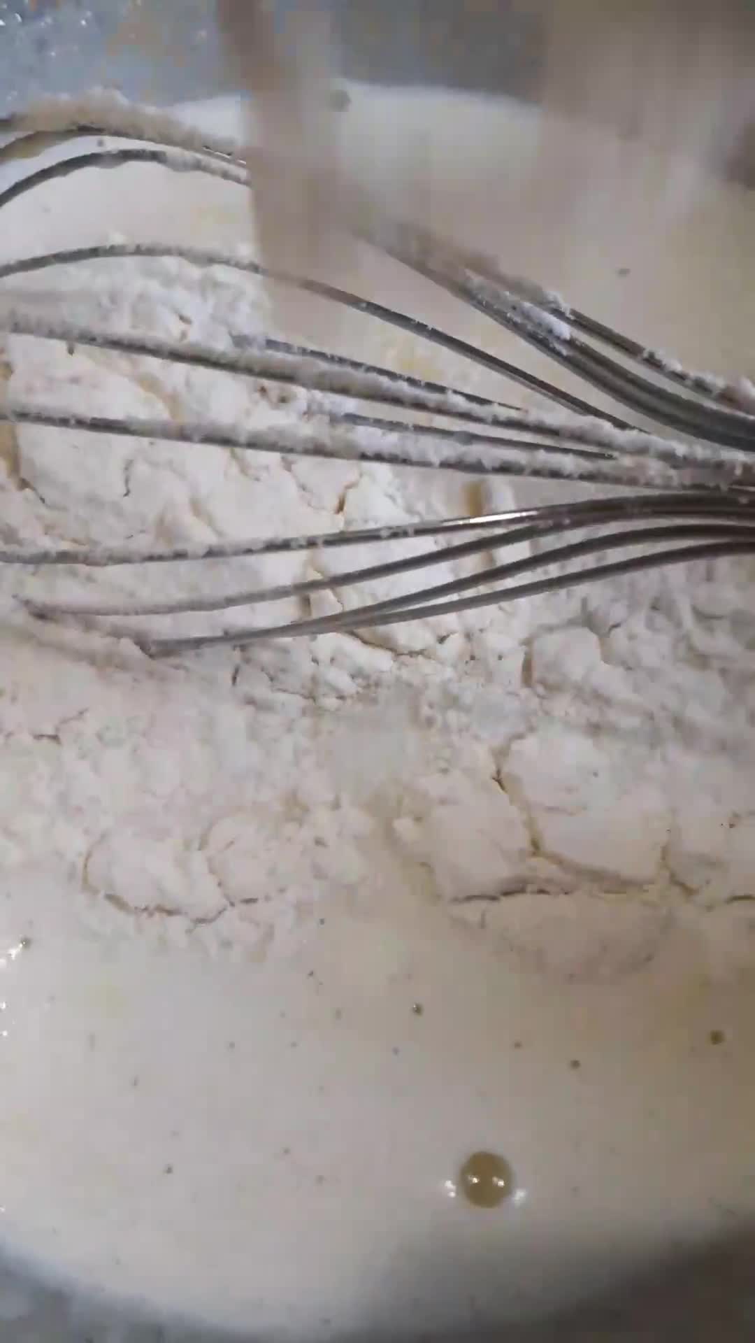 عکس مرحله 2 از دستور مافین آلبالویی 😋😍