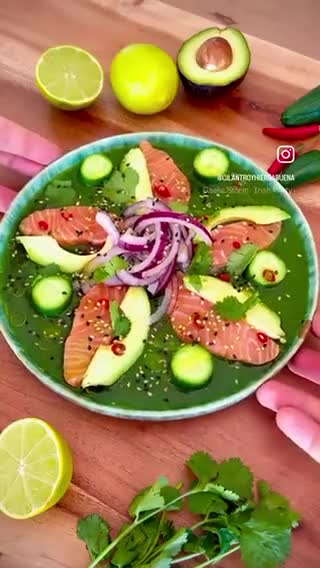 Foto del paso 1 de la receta: Salmón con Gazpacho de Jalapeños