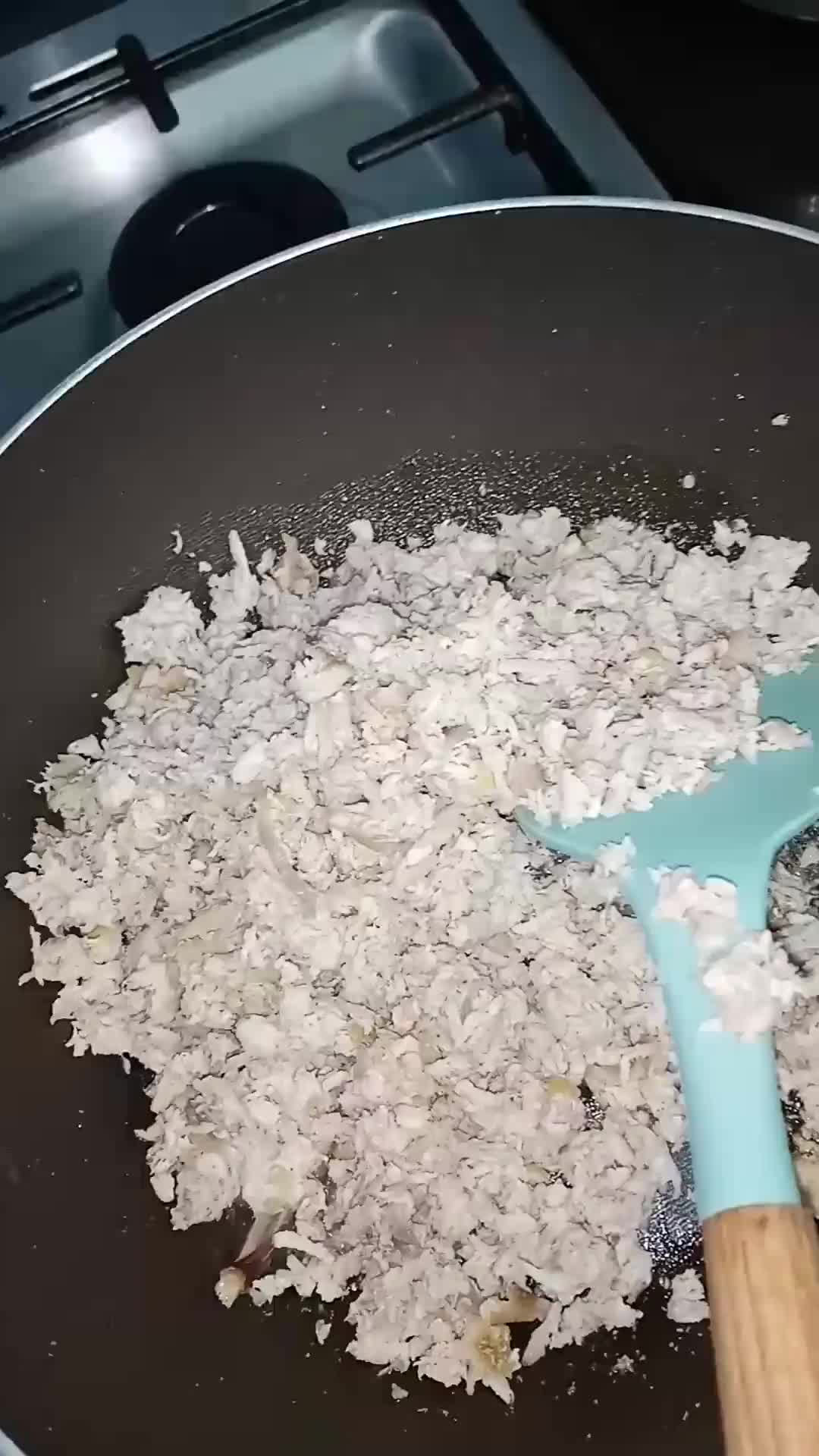 Foto langkah ke 4 dari resep Ayam Cincang isian Lemper.