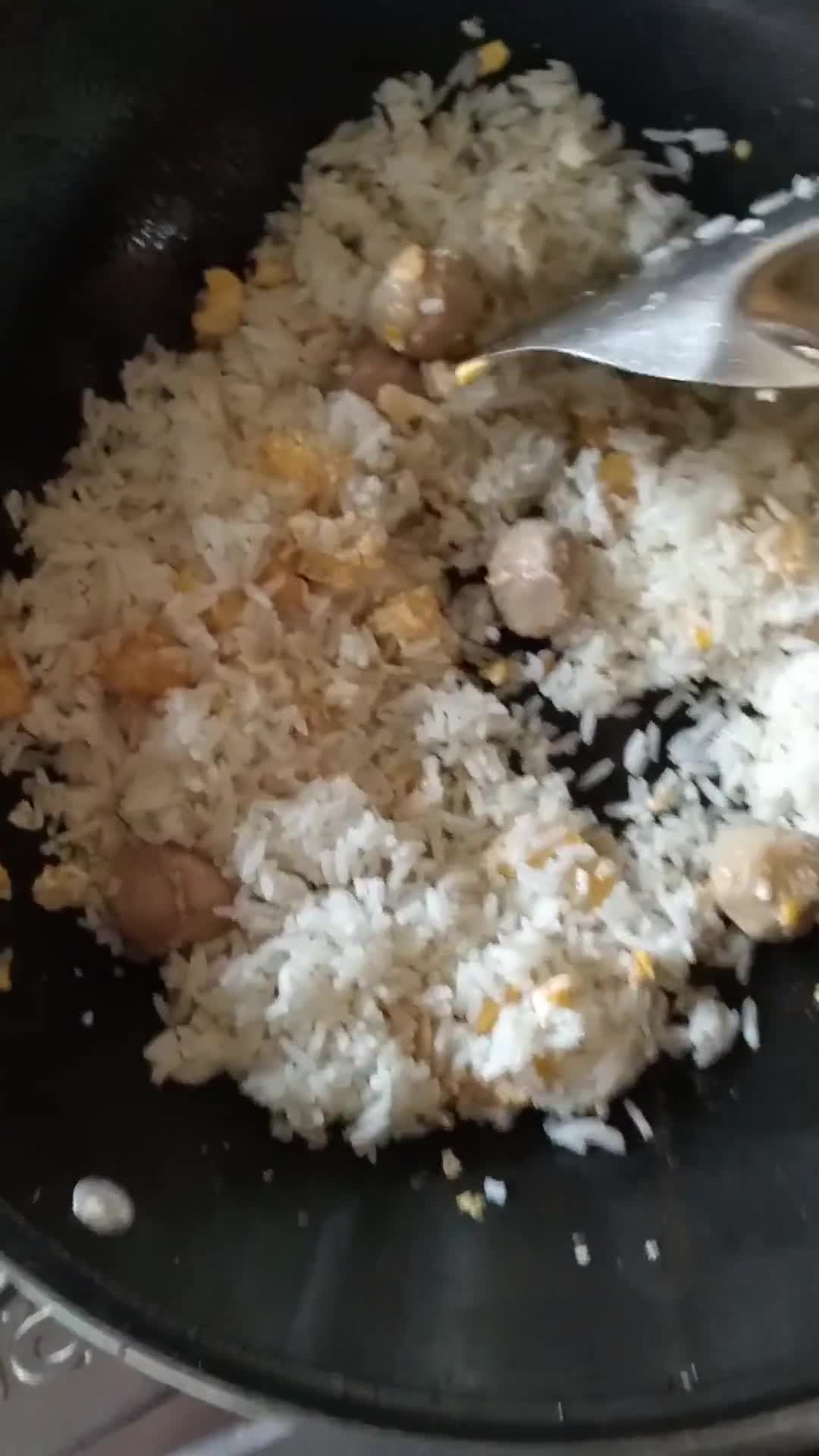 Foto langkah ke 3 dari resep Nasi goreng orek telur dan bakso.