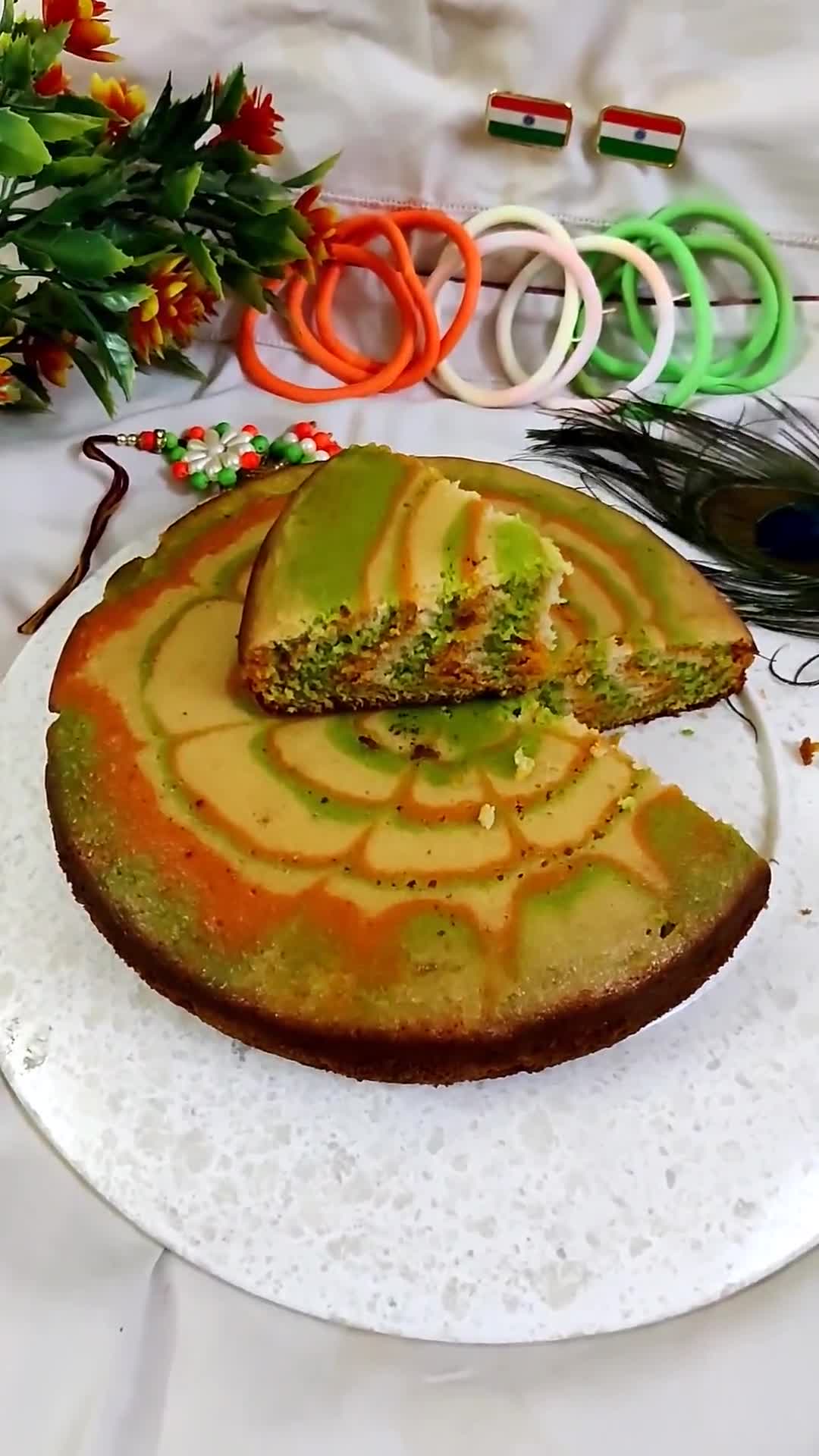 ट्राई कलर वनीला केक (tri colour vanilla cake recipe in Hindi) रेसिपी चरण 7 फोटो