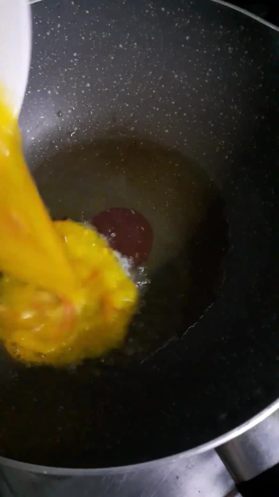 Foto langkah ke 4 dari resep Nasi goreng bumbu rendang.