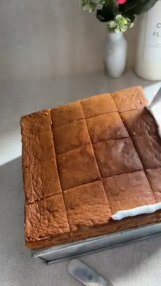 Foto langkah ke 6 dari resep Cake Potong.