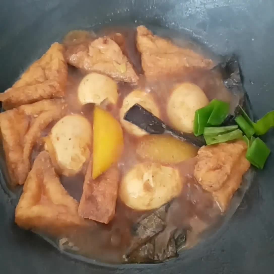 Foto langkah ke 4 dari resep Semur Telur Tahu Kentang.