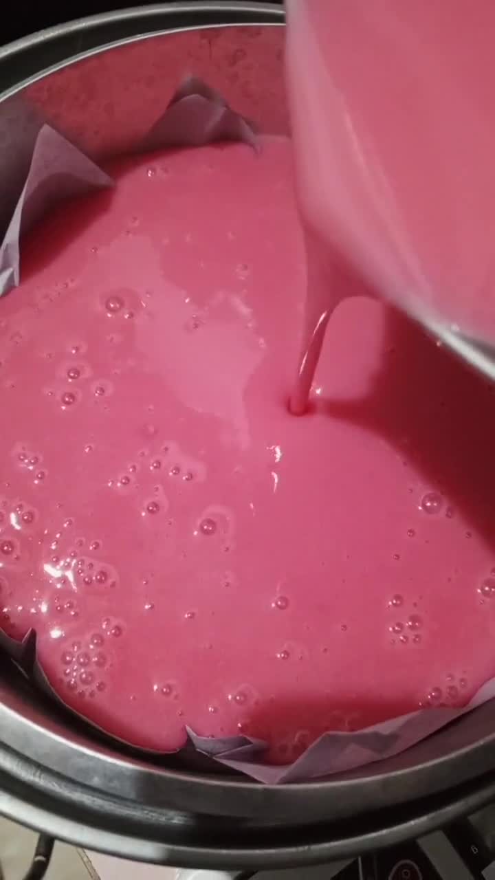 Foto langkah ke 5 dari resep Frambozen Pudding Cake.