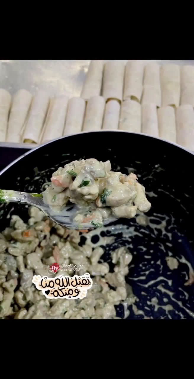صورة لخطوة 3 من وصفة رولات الدجاج بالقشطة 🍽🤍👍🏻🙂