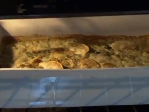 صورة لخطوة 5 من وصفة سمك فيليه بالسبانخ والكريمة بطريقه سهلة وسريعة