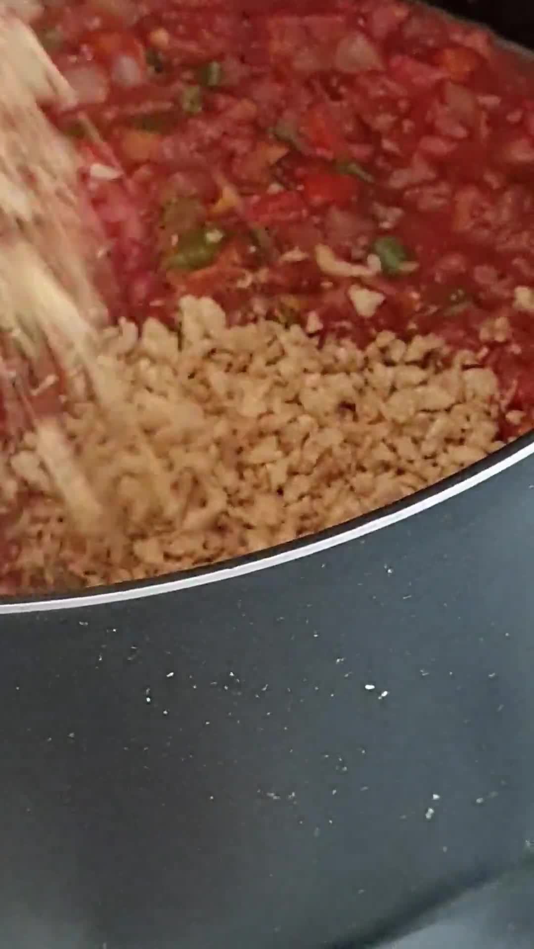 Foto del paso 3 de la receta: Sojañesa 🌱 Salsa "boloñesa" de soja, vegana 🌱 🌱 Modo Batch cooking/ Meal prep