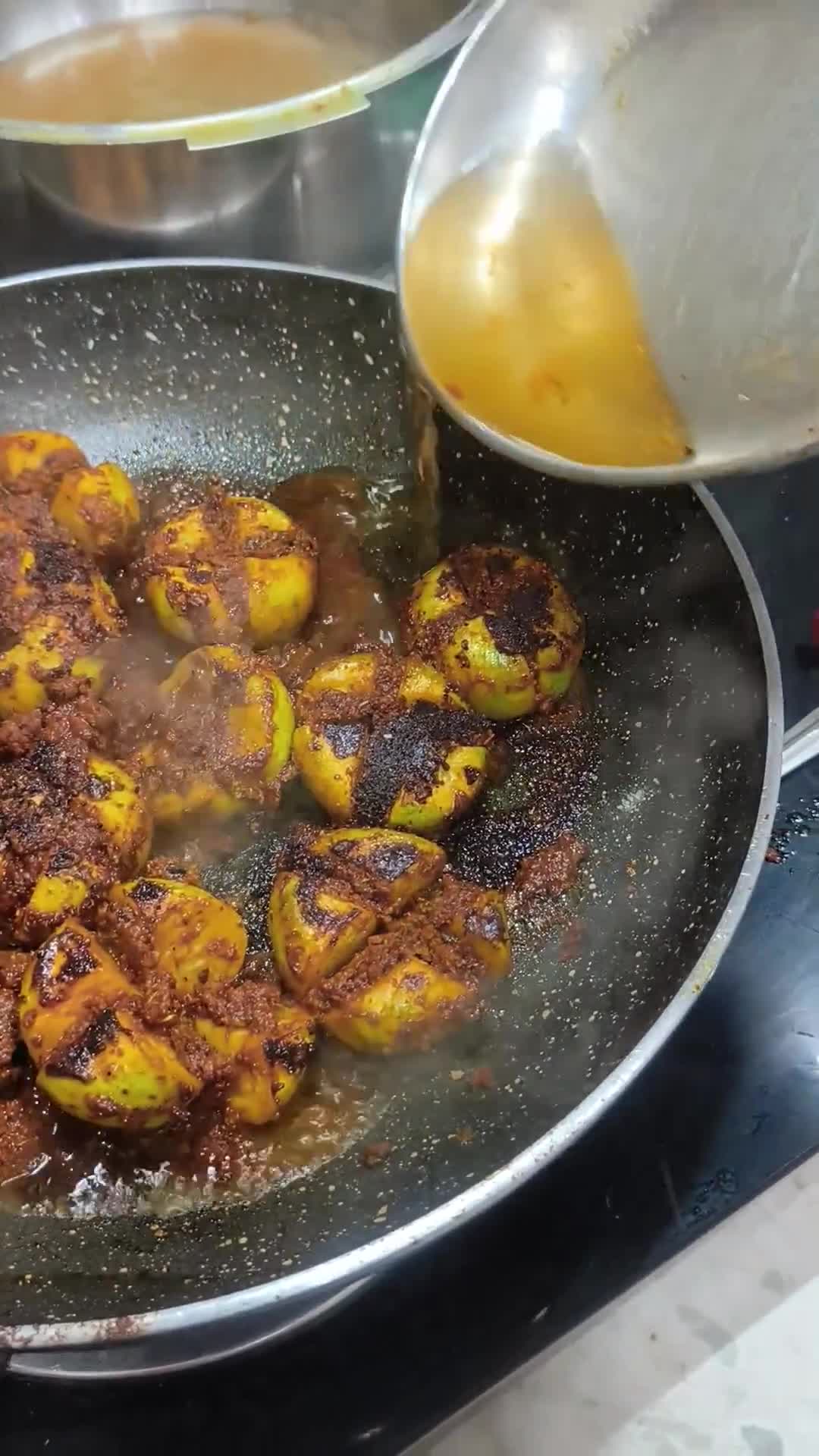 देसी भरवां टिंडे (desi stuff apple gourd recipe in Hindi) रेसिपी चरण 5 फोटो