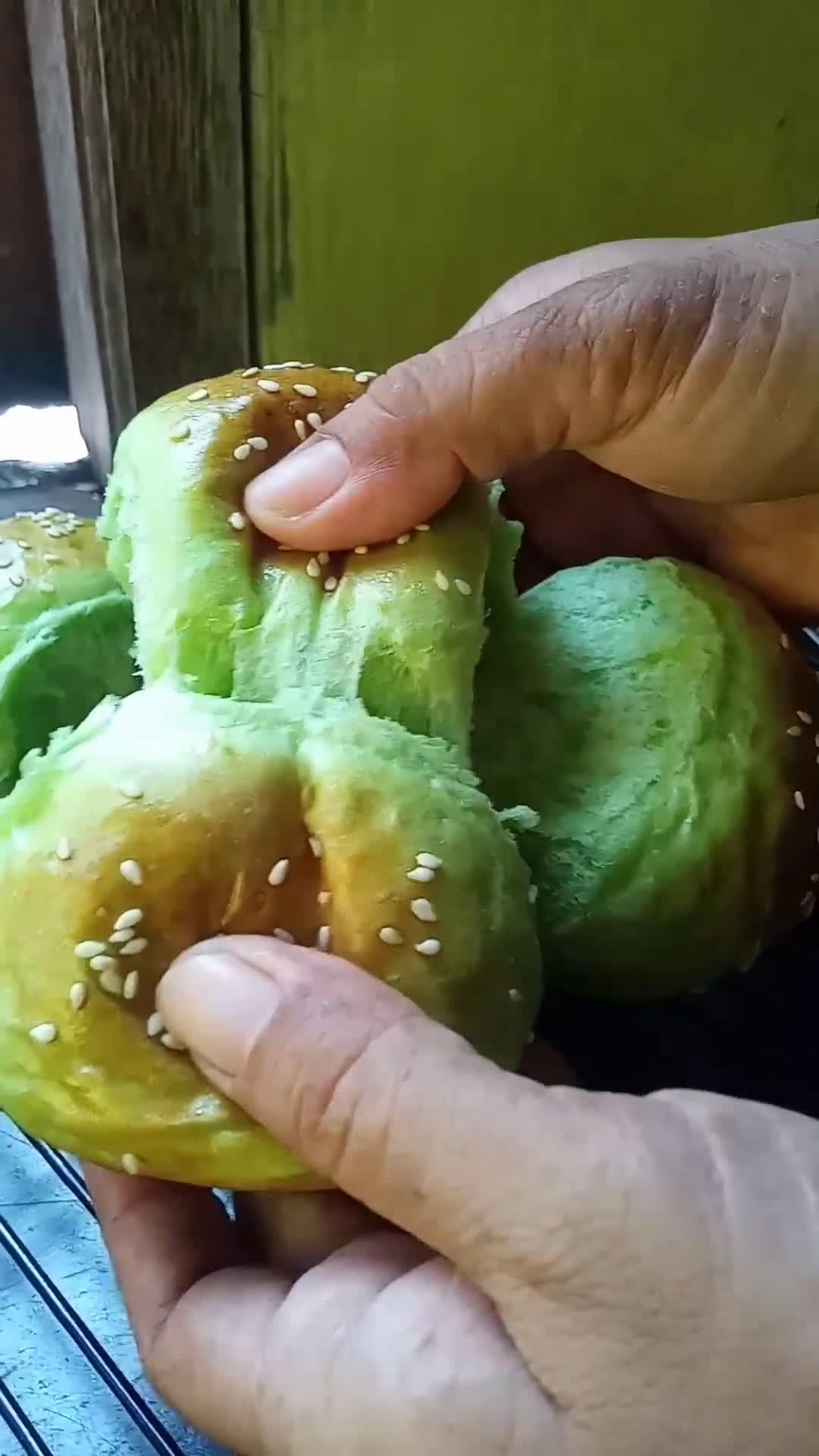 Foto langkah ke 9 dari resep Roti Semir Ketupat (Overnight Method).