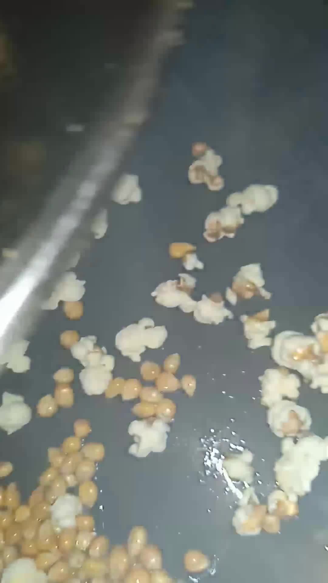 Une image de l'étape 1 de Pop Corn 🍿🍿 à la sauce caramel.
