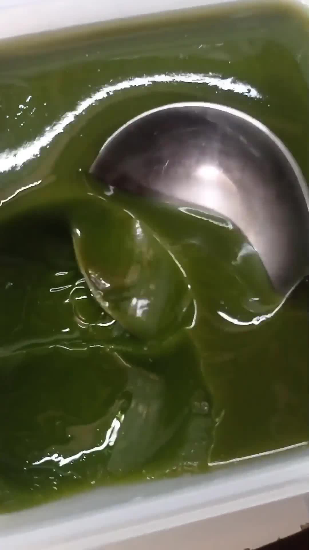 Foto langkah ke 4 dari resep Cincau Hijau (Jelly/Rambat) Homemade.