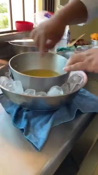 Foto del paso 5 de la receta: Sorbet de vino blanco
