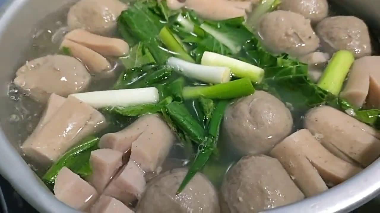 Foto langkah ke 3 dari resep Baso Kuah simple ala Mom's Firza (476).