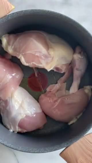 A picture of step 1 of Portuguese-Style Chicken Breast and Thighs.