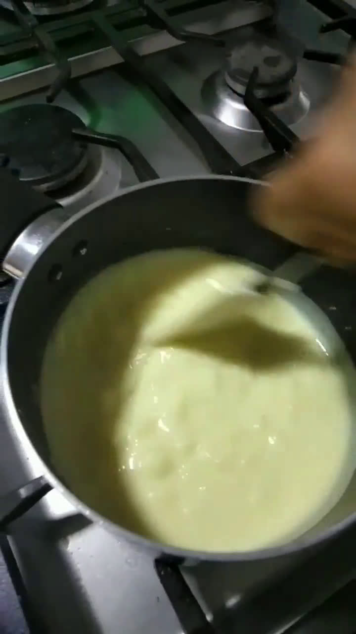 Foto langkah ke 4 dari resep Custard Buns.