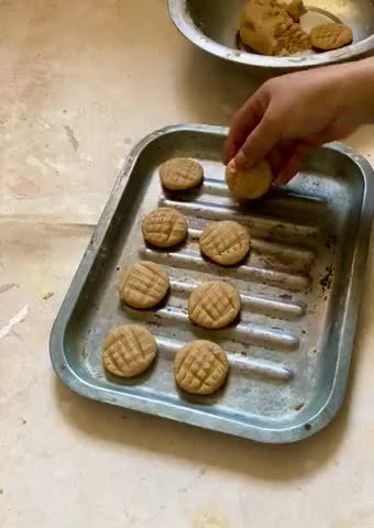 आटा बिस्कुट (aata biscuit recipe in hindi) रेसिपी चरण 8 फोटो