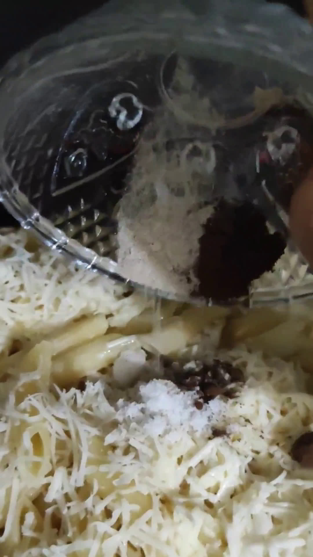 Foto langkah ke 4 dari resep Macaroni Schootel Snack Box.