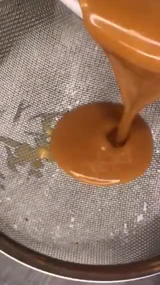 Foto langkah ke 9 dari resep Kue Sarang Semut Karamel.